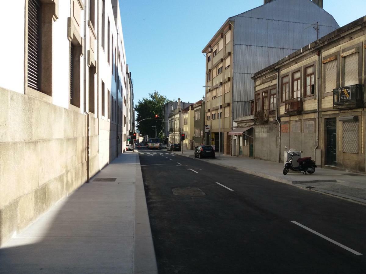 Quarto Com 4 Camas Porto Eksteriør bilde
