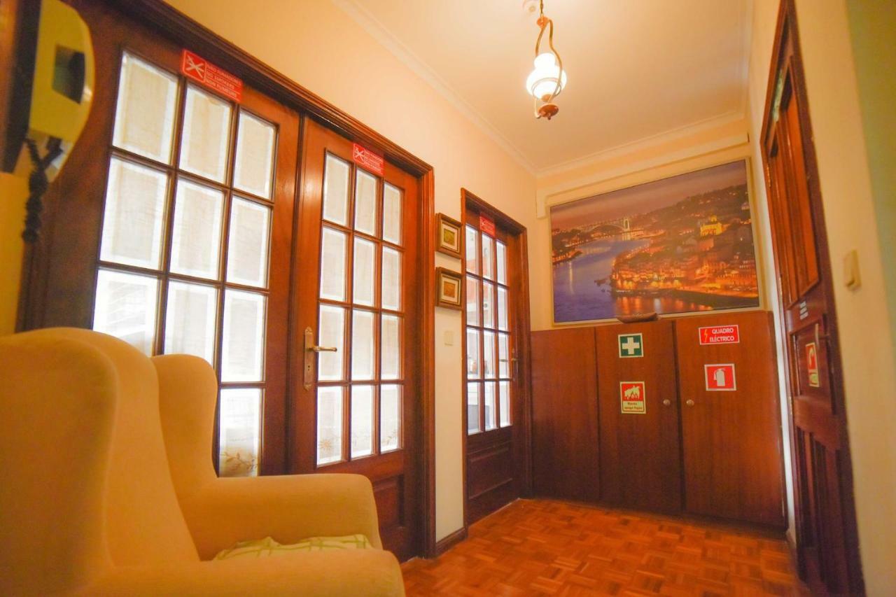 Quarto Com 4 Camas Porto Eksteriør bilde